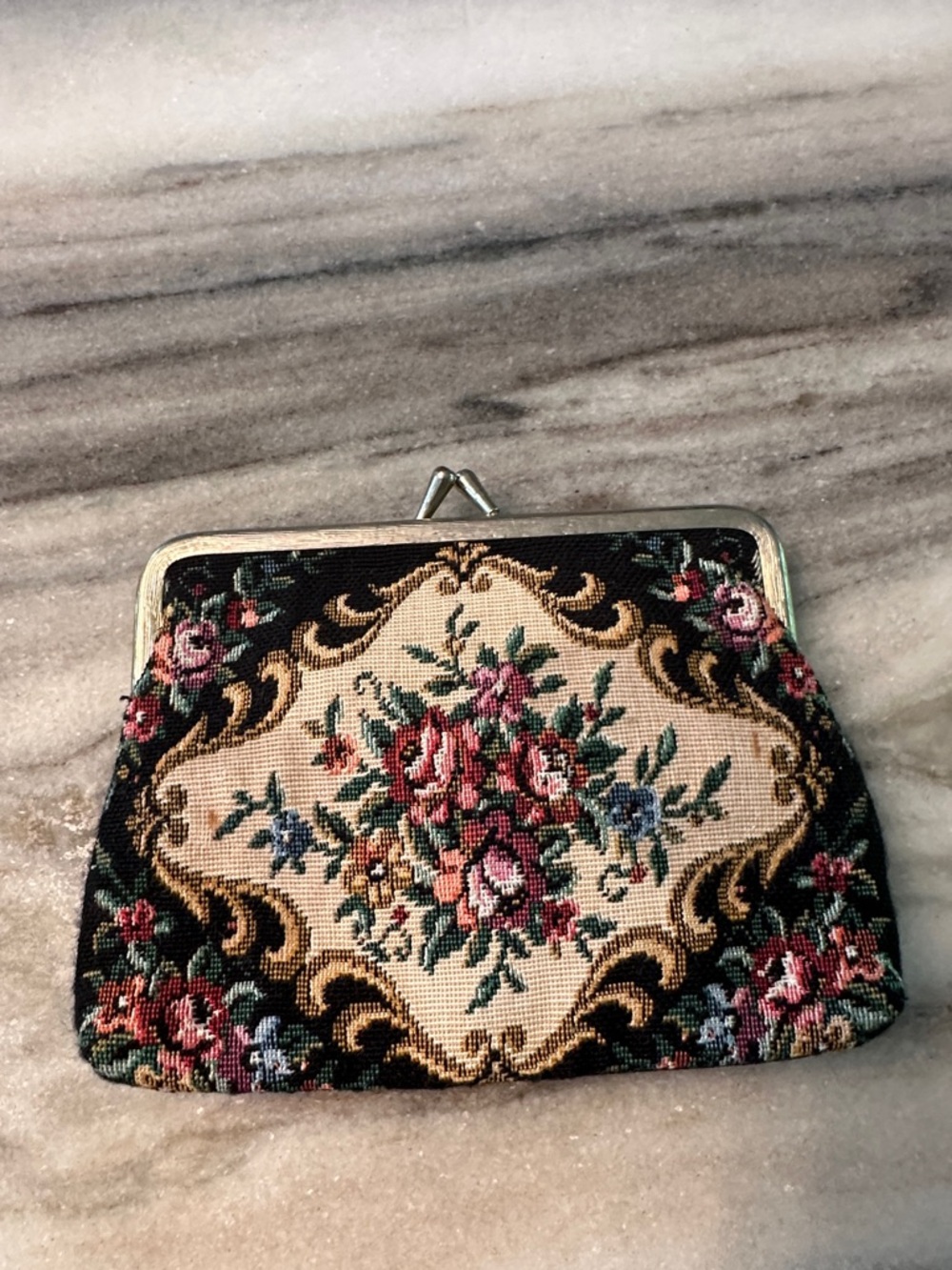 Vintage needle point kiss lock purse